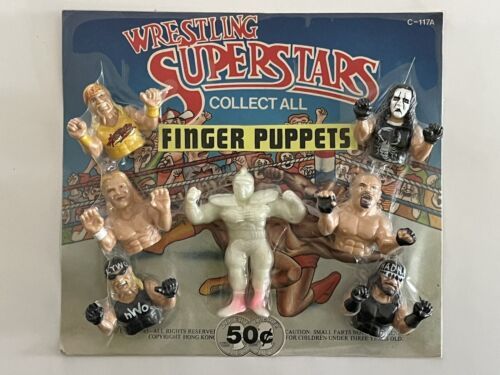 1999 WCW/nWo Vending Machine Macho Man Randy Savage Thumb Wrestler