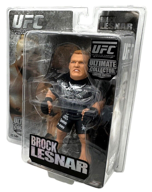 2010 Round 5 UFC Ultimate Collector Series 4 Brock Lesnar Limited Edition
