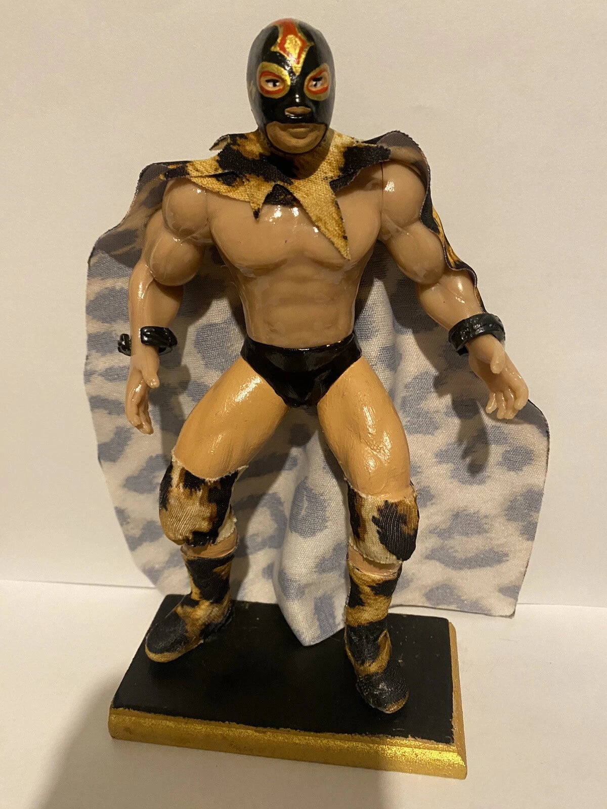 7" Articulated Bootleg/Knockoff Konnan El Barbaro Mexican Arena Figure