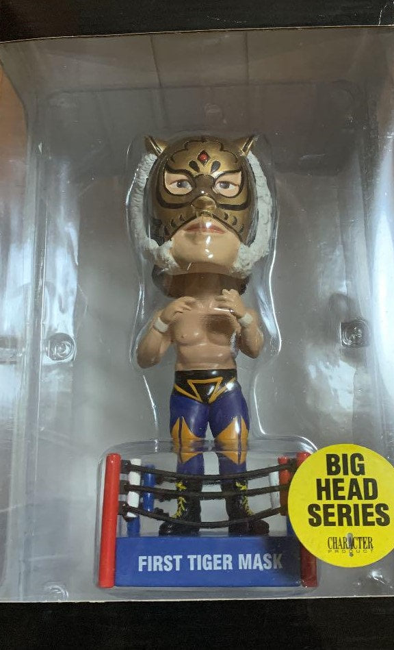 CharaPro Big Head Series First Tiger Mask