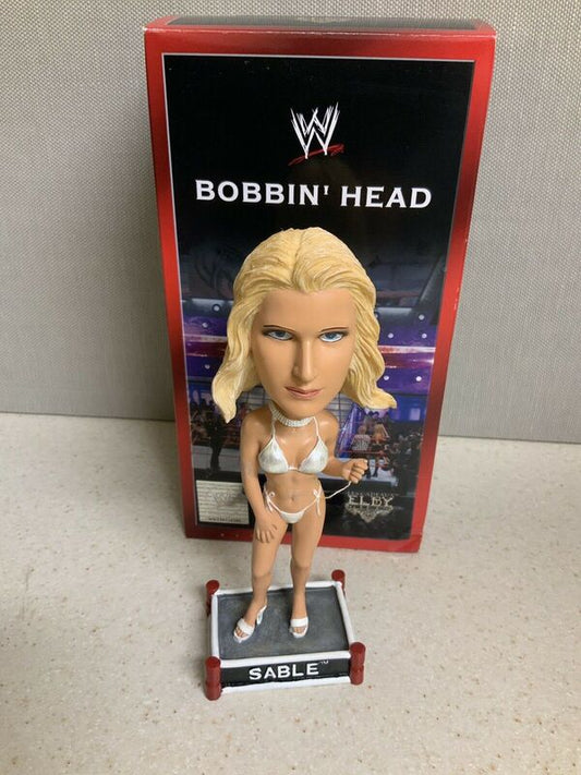 2004 WWE Elby Gifts Inc. Bobbin' Heads Sable