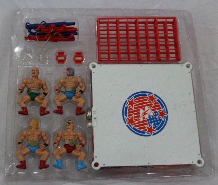 1992 PMS Bootleg/Knockoff Champion Wrestling Ring with Cage, Bell & Four Figures