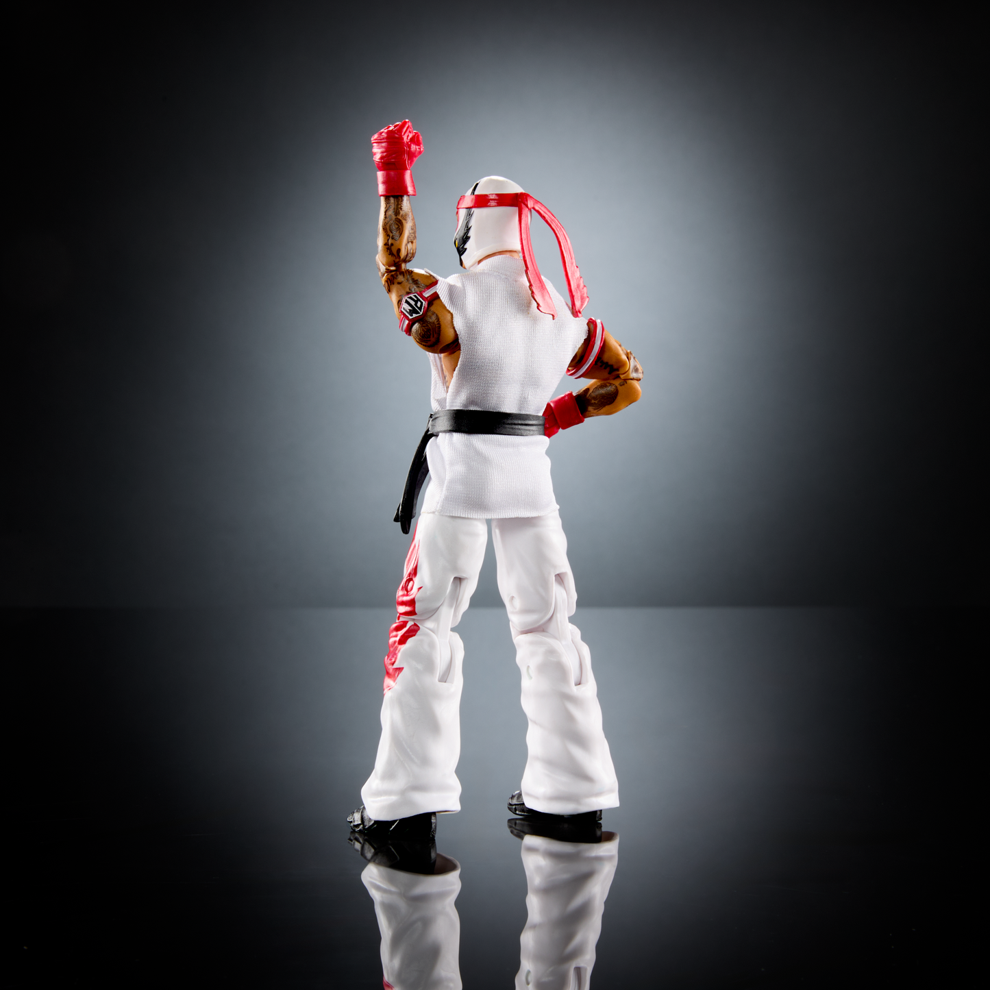 2026 WWE x Street Fighter Elite Collection Series 1 Rey Mysterio as Ryu [Exclusive]