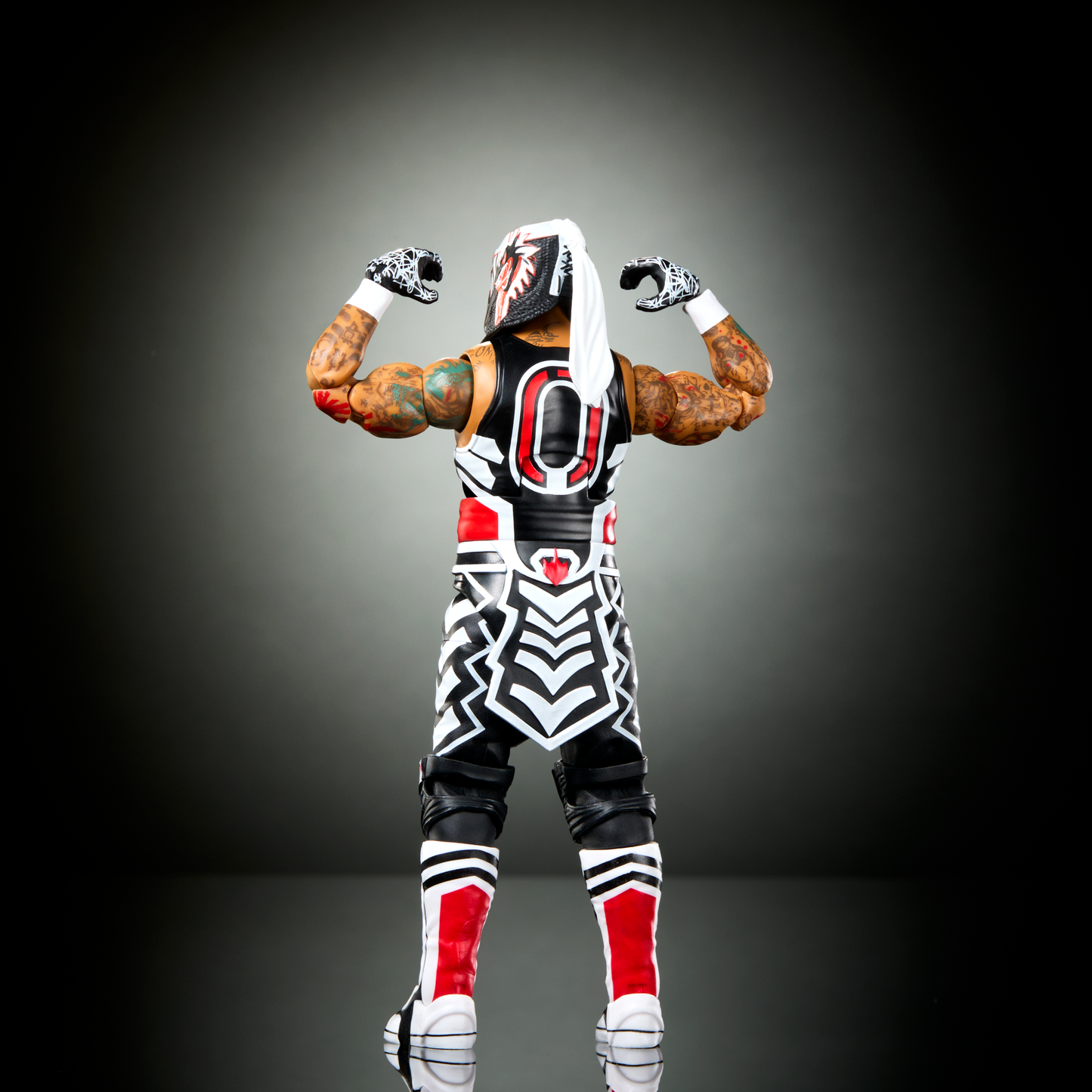 2026 WWE Mattel Elite Collection Ringside Exclusive Defining Moments Penta