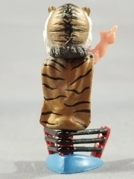 2005 CharaPro Mini Big Heads/Pro-Kaku Heroes Series 1 Tiger Mask [With Blue Pants, in Pointing Pose]