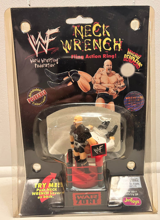 1999 WWF Just Toys Micro Bend-Ems Neck Wrench Fling Action Ring Stone Cold Steve Austin & Gangrel