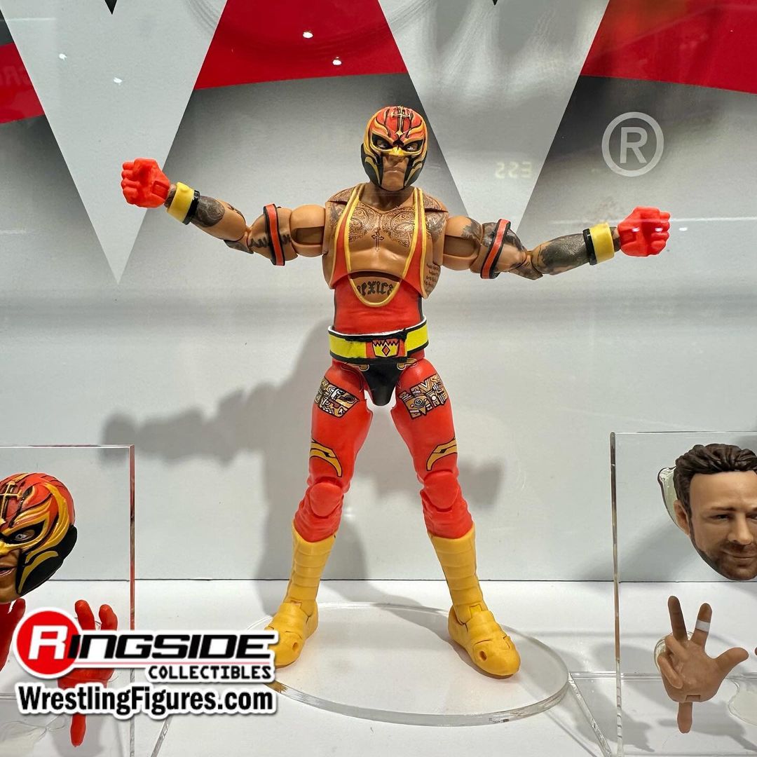 Photos: WWE Ultimate Edition 23 w/ LA Knight, Dominik Mysterio & Rey Photos: WWE Ultimate Edition 23 w/ LA Knight, Dominik Mysterio & Rey