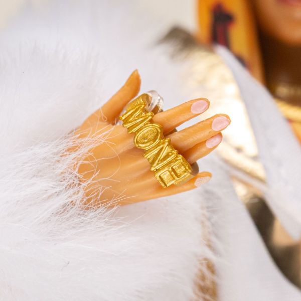 2025 AEW Jazwares Unrivaled Collection Shop AEW Exclusive Premier Edition Mercedes Moné