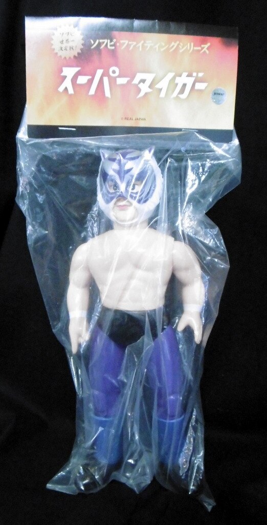 Medicom Toy Sofubi Fighting Series Super Tiger [With Blue Tights]