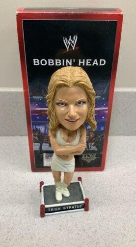 2004 WWE Elby Gifts Inc. Bobbin' Heads Trish Stratus