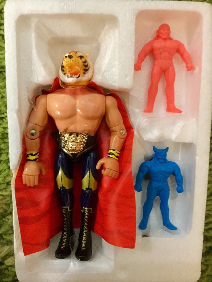 Popy Articulated Anime Tiger Mask [With Keshi Figures]
