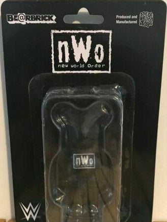 2015 WWE Medicom Toy Be@rbrick 100% nWo