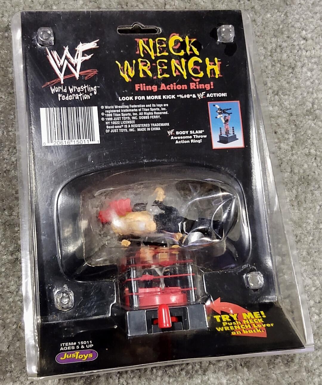 1999 WWF Just Toys Micro Bend-Ems Neck Wrench Fling Action Ring Stone Cold Steve Austin & HHH