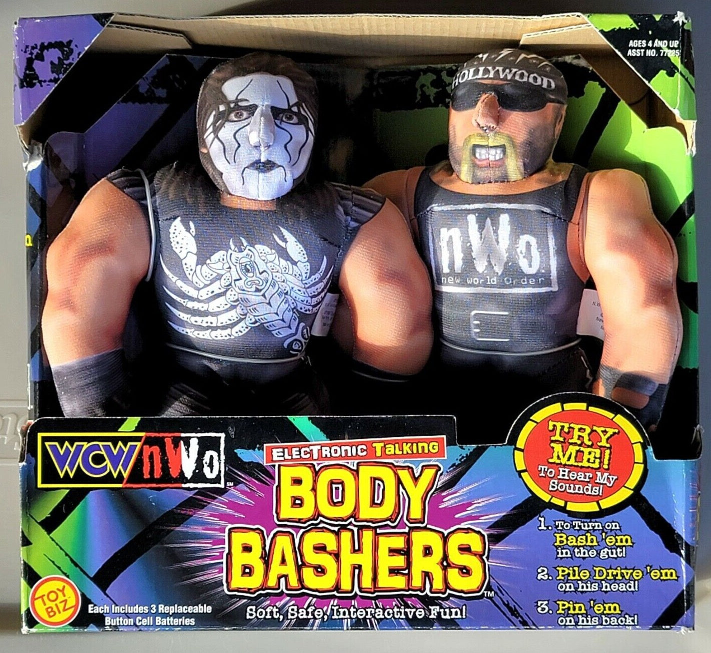1998 WCW Toy Biz Body Bashers Sting & Hollywood Hogan
