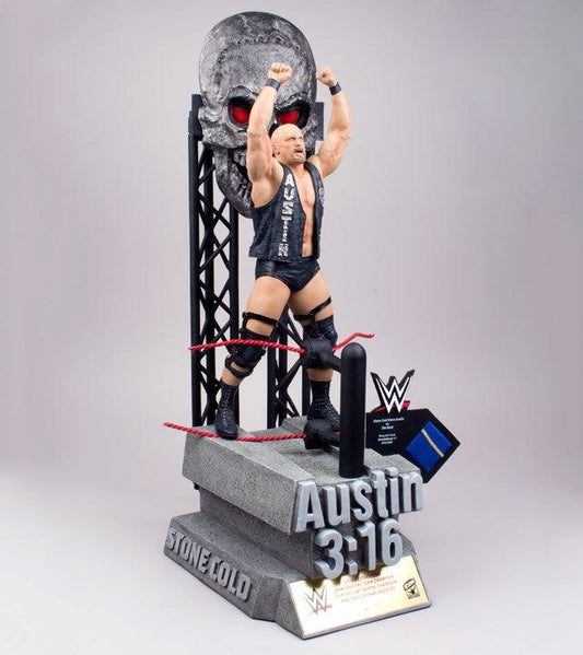 2014 WWE McFarlane Toys Stone Cold Steve Austin ICON Series Statue