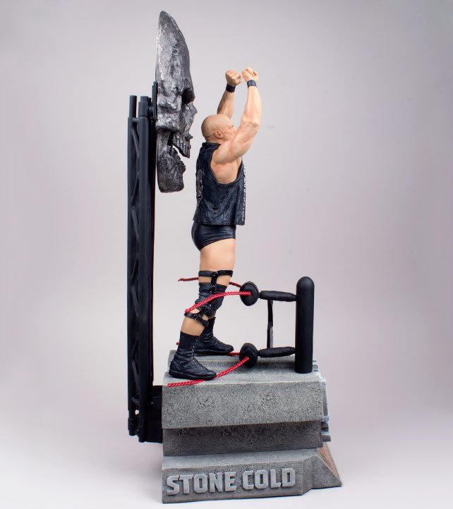 2014 WWE McFarlane Toys Stone Cold Steve Austin ICON Series Statue